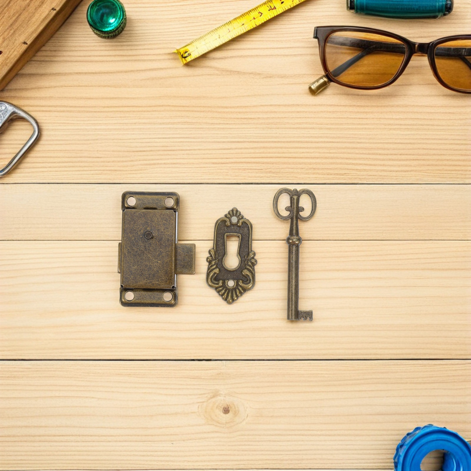 4 Set di Serrature per Mobili, - Vintage Furniture Hardware Replacement recensione e prezzo