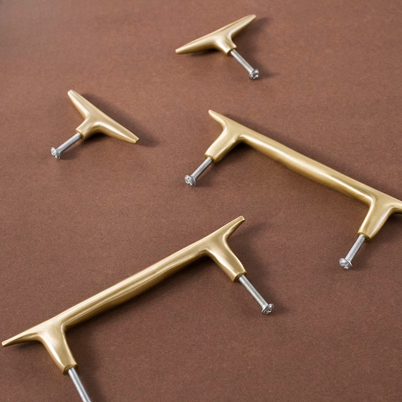 Maniglie per Mobili in Ottone  - Furniture And Kitchen Hardware Fitting recensione e prezzo