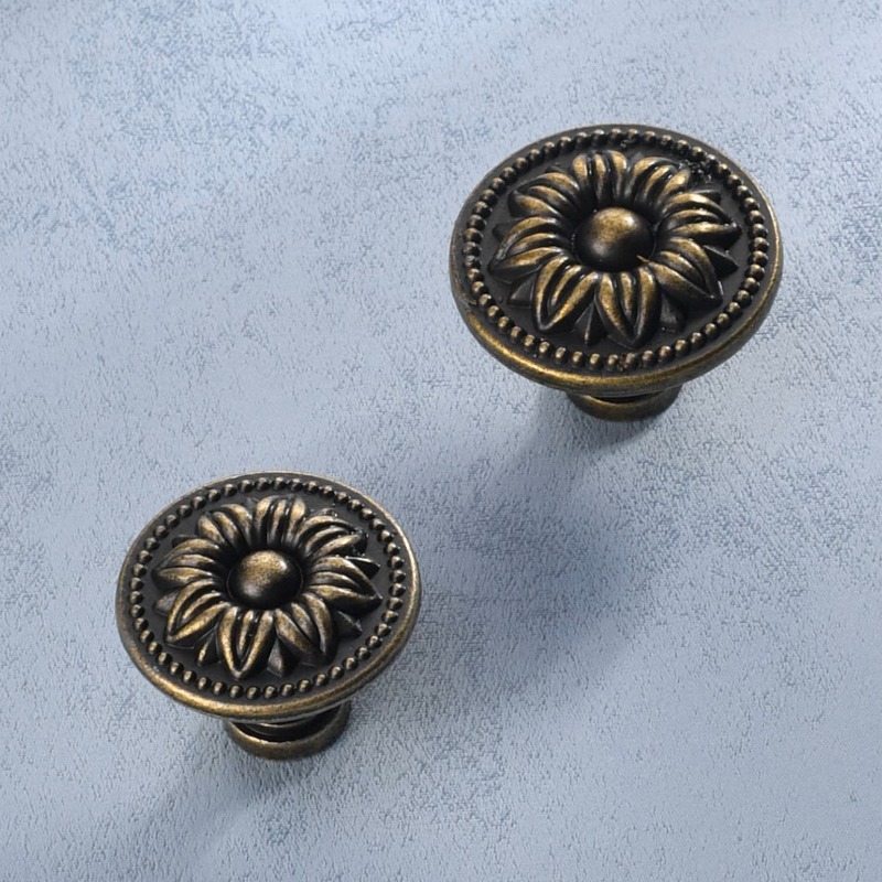 2 pomelli per porte dell'armad - Furniture And Kitchen Hardware Fitting recensione e prezzo